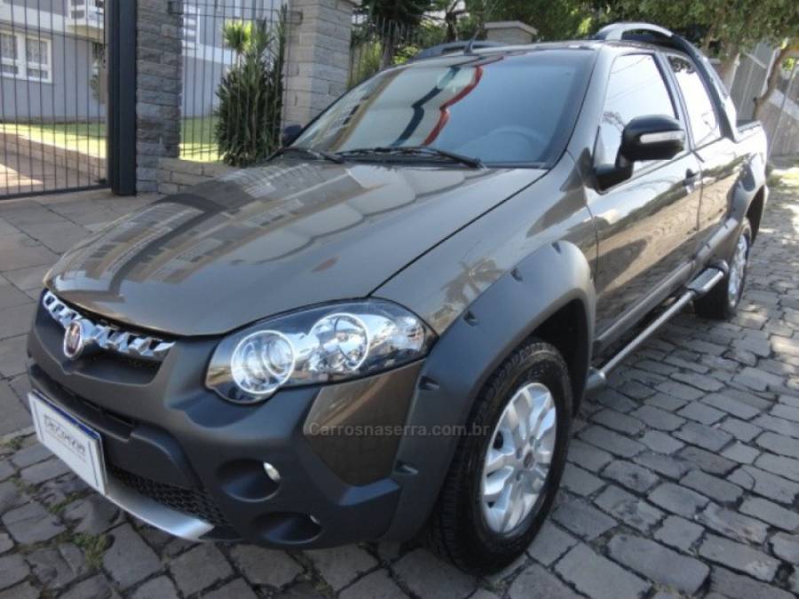 FIAT - STRADA - 2013/2013 - Cinza - R$ 59.000,00