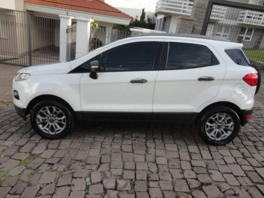 FORD - ECOSPORT - 2013/2014 - Branca - R$ 58.000,00