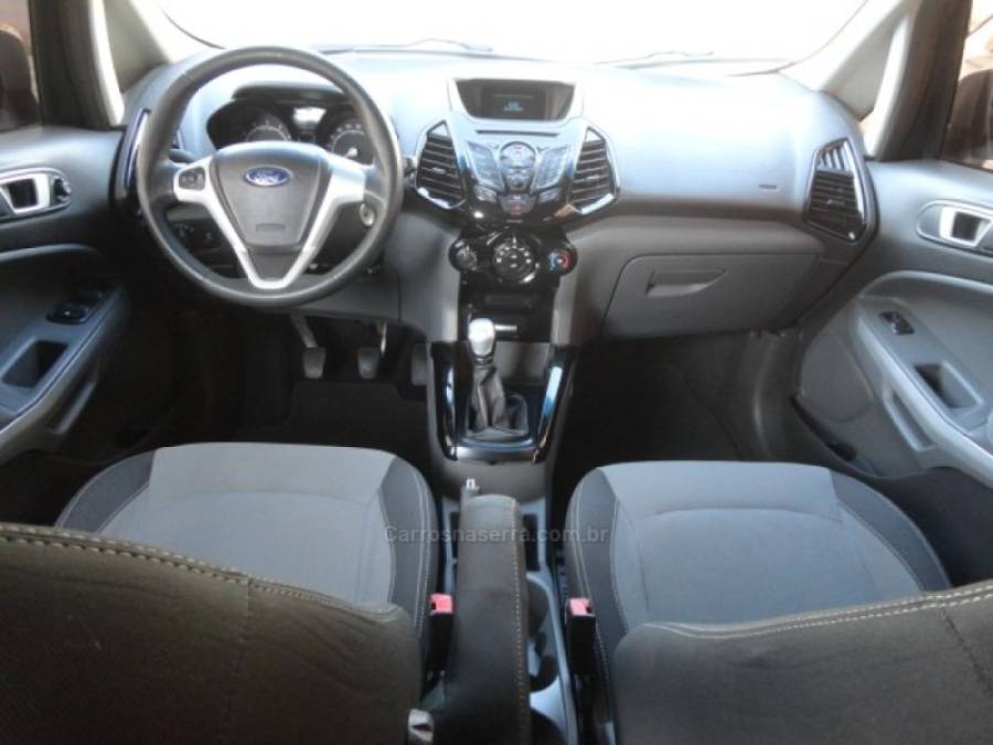 FORD - ECOSPORT - 2015/2015 - Preta - R$ 60.000,00