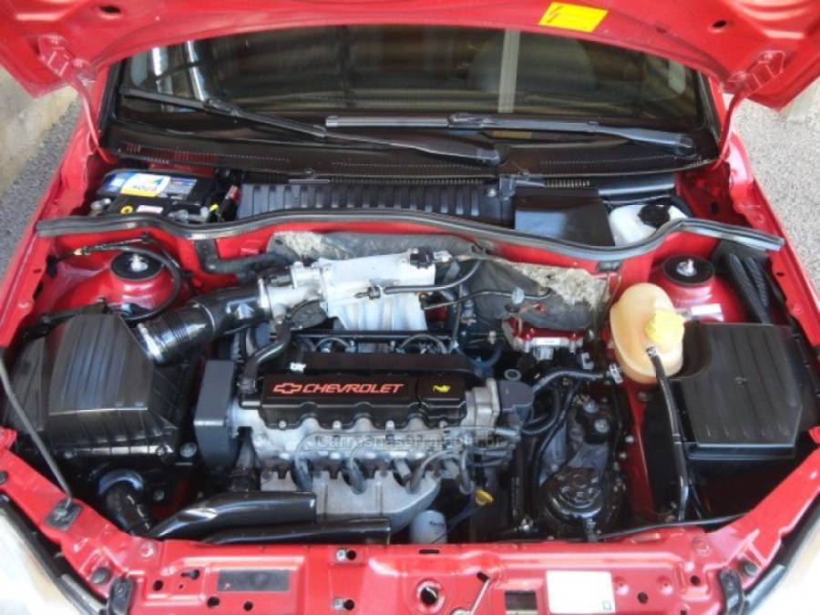 CHEVROLET - CORSA - 2004/2004 - Vermelha - R$ 22.000,00