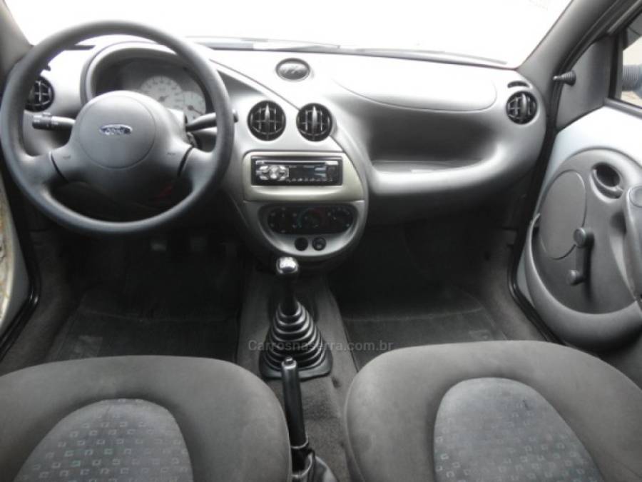 FORD - KA - 2006/2007 - Prata - R$ 18.500,00