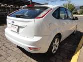FORD - FOCUS - 2012/2013 - Branca - R$ 47.000,00