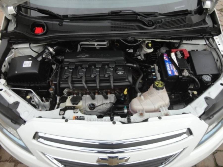 CHEVROLET - ONIX - 2014/2014 - Branca - R$ 48.500,00